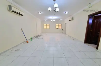 Apartment - 3 Bedrooms - 3 Bathrooms for rent in Al Mansoura - Al Mansoura - Doha