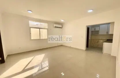 Apartment - 1 Bedroom - 1 Bathroom for rent in Souk Al gharaffa - Al Gharrafa - Doha