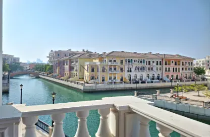 Apartment - 3 Bedrooms - 4 Bathrooms for rent in Gondola - Qanat Quartier - The Pearl Island - Doha