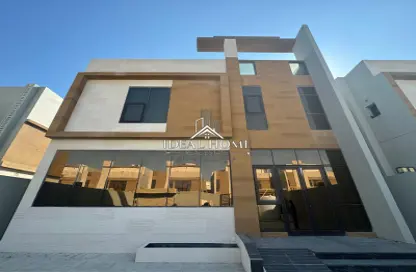 Villa - 4 Bedrooms - 5 Bathrooms for sale in Sumaysimah - Sumaysimah - Al Khor