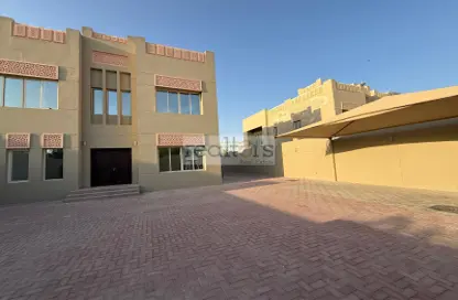 Villa - 4 Bedrooms - 6 Bathrooms for rent in Curlew Street - Al Waab - Doha