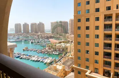 Apartment - 1 Bedroom - 2 Bathrooms for rent in Tower 4 - Porto Arabia - The Pearl Island - Doha