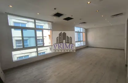 Office Space - Studio - 2 Bathrooms for rent in Corniche Road - Corniche Road - Doha