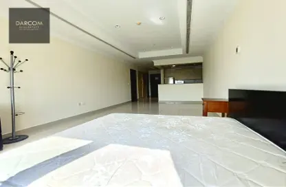 Apartment - 1 Bathroom for rent in Regency Pearl 2 - Regency Pearl 2 - The Pearl Island - Doha