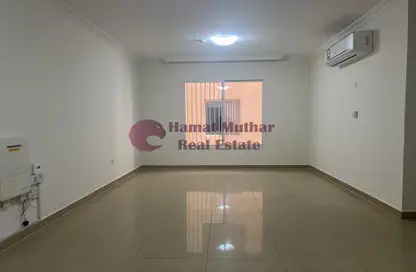 Apartment - 3 Bedrooms - 2 Bathrooms for rent in Al Sadd - Al Sadd - Doha