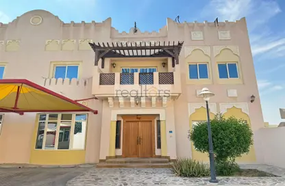 Compound - 4 Bedrooms - 6 Bathrooms for rent in East Gate - West Bay Lagoon - Doha