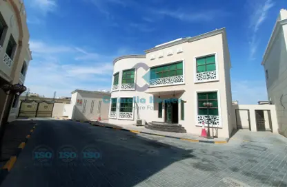 Compound - 5 Bedrooms - 5 Bathrooms for rent in Ain Khaled - Doha