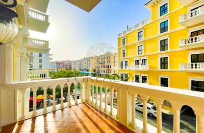 Apartment - 3 Bedrooms - 3 Bathrooms for rent in Gondola - Qanat Quartier - The Pearl Island - Doha