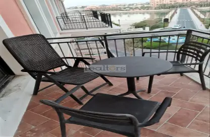 Apartment - 1 Bedroom - 2 Bathrooms for sale in Carnaval - Qanat Quartier - The Pearl Island - Doha