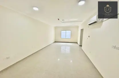 Apartment - 3 Bedrooms - 3 Bathrooms for rent in Al Hashmi Building - Al Muntazah Street - Al Muntazah - Doha