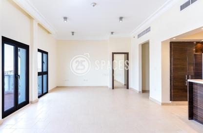 Apartment - 2 Bedrooms - 3 Bathrooms for rent in Gondola - Qanat Quartier - The Pearl Island - Doha