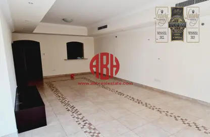 Apartment - 2 Bedrooms - 3 Bathrooms for sale in West Porto Drive - Porto Arabia - The Pearl Island - Doha