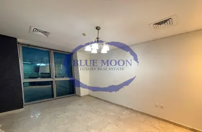 Apartment - 2 Bedrooms - 2 Bathrooms for rent in Zig Zag Towers - West Bay - Doha