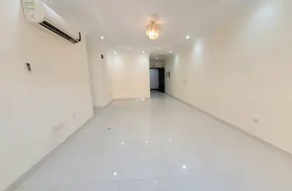 Apartment - 3 Bedrooms - 3 Bathrooms for rent in Fereej Abdul Aziz - Fereej Abdul Aziz - Doha