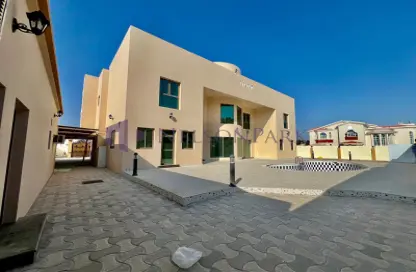 Villa - 5 Bedrooms - 6 Bathrooms for rent in Onaiza Street - Diplomatic Area - Doha