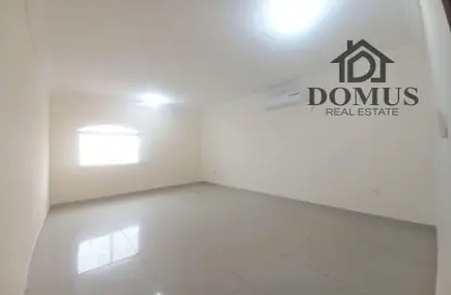 Apartment - 2 Bedrooms - 2 Bathrooms for rent in Hiteen Street - Al Muntazah - Doha