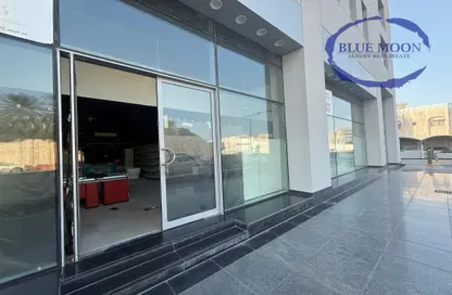 Show Room - Studio for rent in Al Rawabi Street - Al Muntazah - Doha