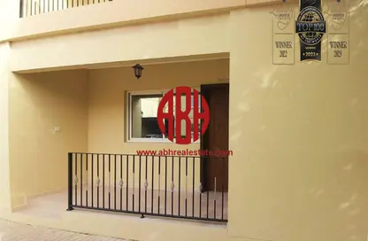 Compound - 4 Bedrooms - 5 Bathrooms for rent in Urwa Bin Masoud Street - Al Messila - Doha