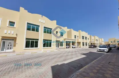 Villa - 5 Bedrooms - 5 Bathrooms for rent in Al Kheesa - Al Kheesa - Umm Salal Mohammed