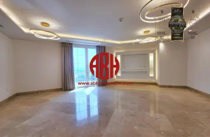 Apartment - 2 Bedrooms - 3 Bathrooms for rent in Floresta Gardens - Floresta Gardens - The Pearl Island - Doha