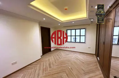 Apartment - 2 Bedrooms - 3 Bathrooms for rent in Madinat Khalifa Building 58 - Madinat Khalifa South - Madinat Khalifa - Doha