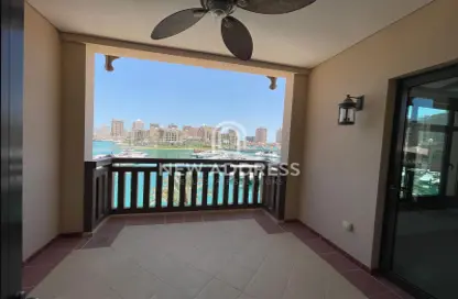 Townhouse - 2 Bedrooms - 3 Bathrooms for rent in Tower 12 - Porto Arabia - The Pearl Island - Doha