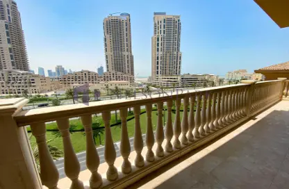 Apartment - 1 Bedroom - 2 Bathrooms for sale in West Porto Drive - Porto Arabia - The Pearl Island - Doha