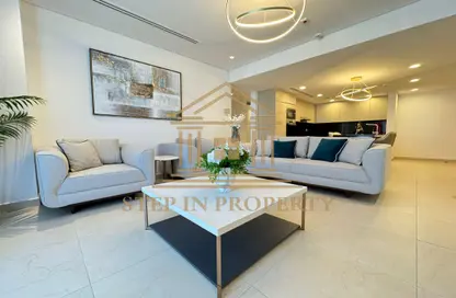 Apartment - 1 Bedroom - 2 Bathrooms for rent in Floresta Gardens - Floresta Gardens - The Pearl Island - Doha