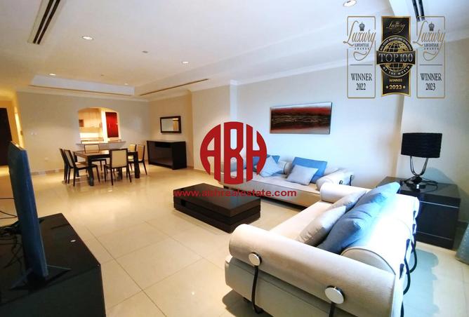 Apartment - 1 Bedroom - 2 Bathrooms for rent in Burj Eleganté - Porto Arabia - The Pearl Island - Doha