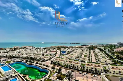 Apartment - 2 Bedrooms - 3 Bathrooms for rent in Floresta Gardens - Floresta Gardens - The Pearl Island - Doha