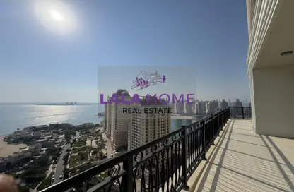 Penthouse - 3 Bedrooms - 5 Bathrooms for rent in Floresta Gardens - Floresta Gardens - The Pearl Island - Doha