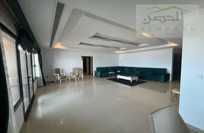 Apartment - 3 Bedrooms - 3 Bathrooms for rent in West Porto Drive - Porto Arabia - The Pearl Island - Doha