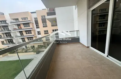 Apartment - 2 Bedrooms - 2 Bathrooms for sale in Dara - Fox Hills - Lusail