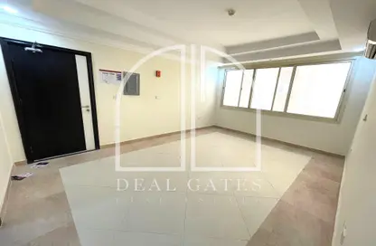 Apartment - 2 Bedrooms - 3 Bathrooms for rent in Al Sadd Road - Al Sadd - Doha