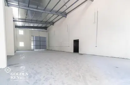 Warehouse - Studio - 2 Bathrooms for rent in Al Wakra - Al Wakra - Al Wakrah - Al Wakra