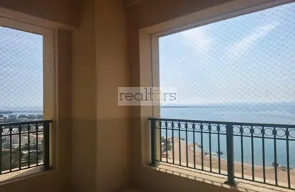 Apartment - 2 Bedrooms - 3 Bathrooms for rent in Tower 29 - Viva Bahriyah - The Pearl Island - Doha