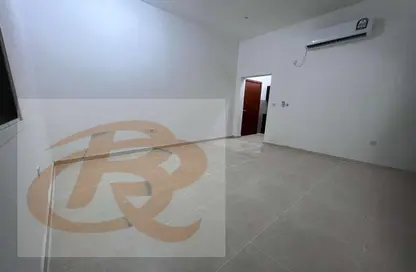 Apartment - 1 Bedroom - 1 Bathroom for rent in Al Jamiaa Street - Al Markhiya - Doha