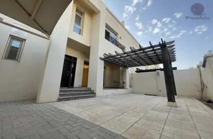 Villa - 4 Bedrooms - 4 Bathrooms for rent in Mamoura 18 - Al Maamoura - Doha