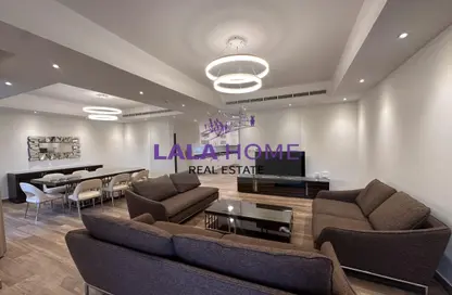 Apartment - 3 Bedrooms - 2 Bathrooms for rent in Les Maisons Blanches - Lusail