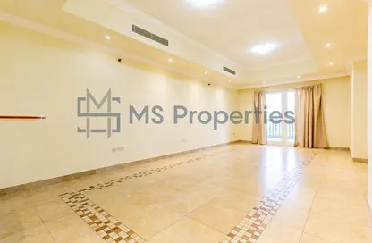 Apartment - 2 Bedrooms - 3 Bathrooms for sale in West Porto Drive - Porto Arabia - The Pearl Island - Doha