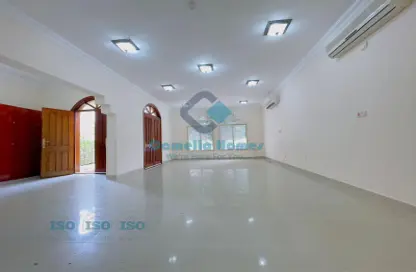 Villa - 4 Bedrooms - 4 Bathrooms for rent in Souk Al gharaffa - Al Gharrafa - Doha