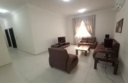 Apartment - 2 Bedrooms - 2 Bathrooms for rent in Al Nasr Street - Al Nasr - Doha