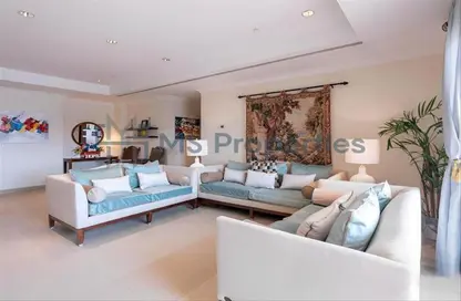 Apartment - 2 Bedrooms - 3 Bathrooms for sale in West Porto Drive - Porto Arabia - The Pearl Island - Doha