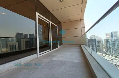 Apartment - 3 Bedrooms - 5 Bathrooms for rent in Central Business District - West Bay - Doha