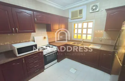 Apartment - 2 Bedrooms - 2 Bathrooms for rent in Al Mansoura - Al Mansoura - Doha