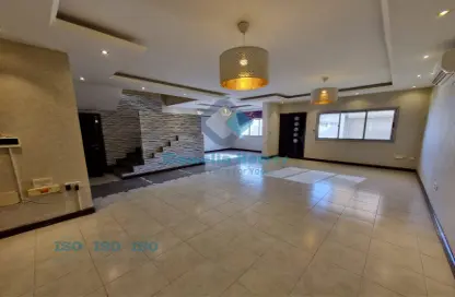 Villa - 4 Bedrooms - 4 Bathrooms for rent in Ain Khaled - Ain Khaled - Doha