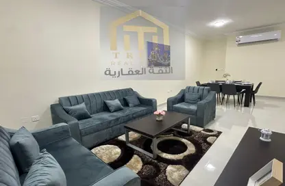 Apartment - 3 Bedrooms - 3 Bathrooms for rent in Musheireb - Musheireb - Doha