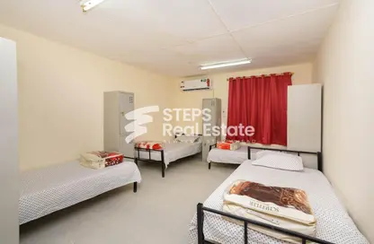 Labor Camp - Studio for rent in Al Khor Community - Al Khor