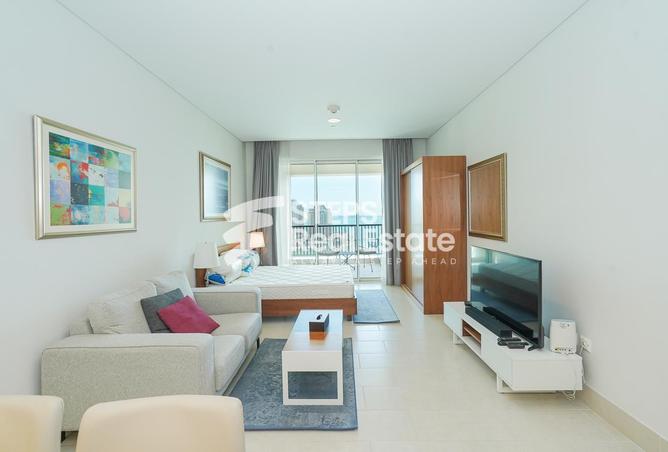 Apartment - 1 Bathroom for rent in Viva West - Viva Bahriyah - The Pearl Island - Doha