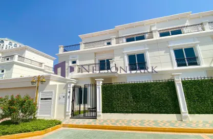 Villa - 6 Bedrooms - 6 Bathrooms for rent in Floresta Gardens - The Pearl Island - Doha